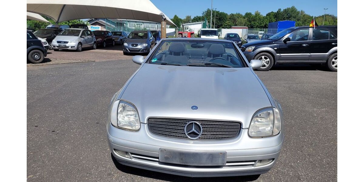 Mercedes-Benz SLK 230 341.106 km 1.990 &euro; Vettelschoss 53560
