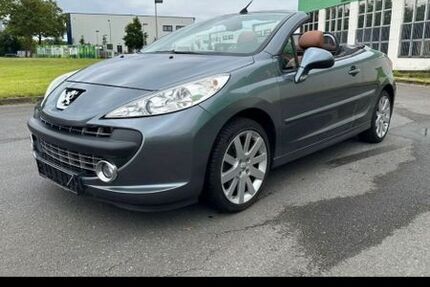 Peugeot 207 94.000 km 2.700 &euro; Köln 50765