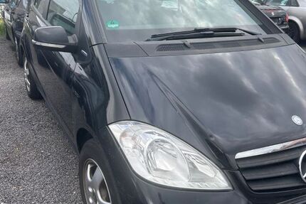 Mercedes-Benz A 160 210.000 km 1.200 € Bad Breisig 53498