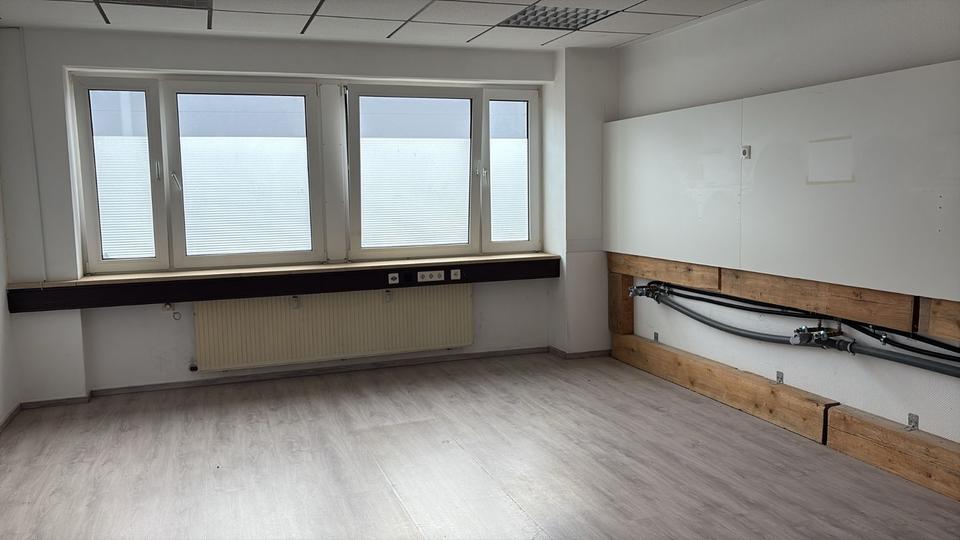 Gewerbeobjekt Meckenheim - 1.250&euro; | Angebot:22889678