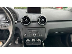 Audi A1 ambition 180.000 km 2.800 &euro; Troisdorf 53844