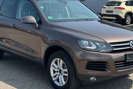 VW Touareg 211.100 km 12.450 € Bornheim 53332