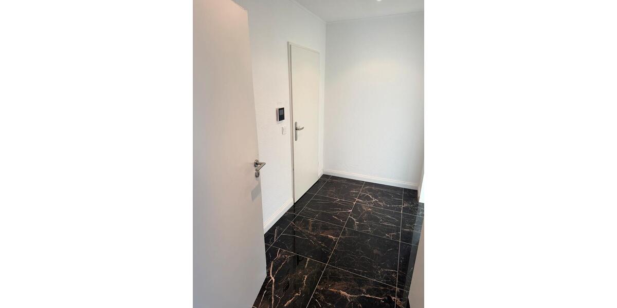 Etagenwohnung Köln Lindenthal - 2 Zimmer, 75 m&sup2;, 1.200&euro; | Angebot:26444518