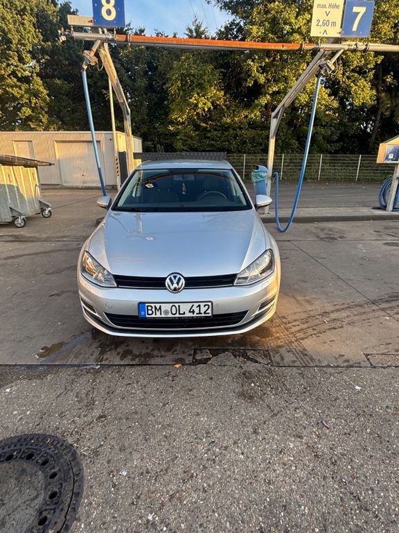 VW Golf 165.000 km 12.300 € Frechen 50226