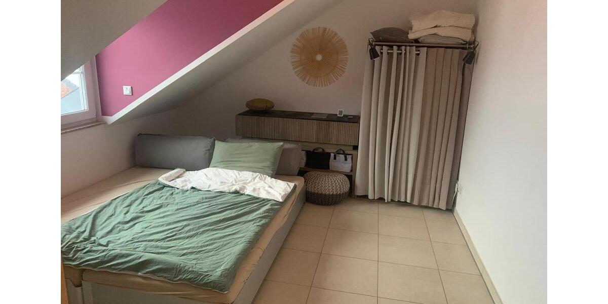 Dachgeschoßwohnung Overath - 2 Zimmer, 83 m&sup2;, 1.079&euro; | Angebot:24488192