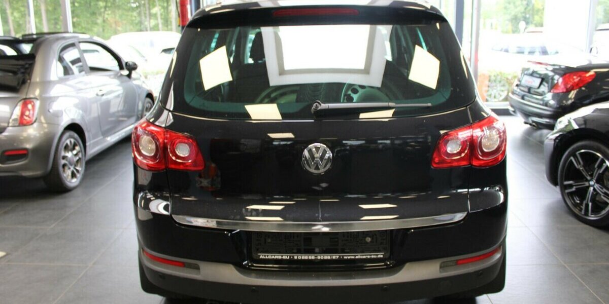 VW Tiguan 2.0 TDI Aut. - Panorama - AHK - 87.627 km 11.480 &euro; Euskirchen 53881
