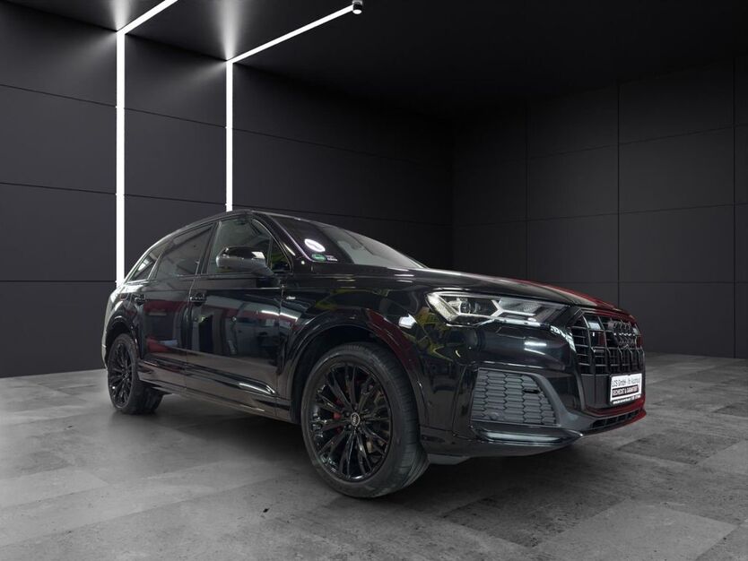 Audi Q7 57.000 km 63.880 € Köln 50739