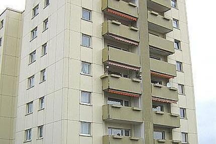Exklusive, modernisierte 3-Zimmer-Wohnung mit Balkon und Schwimmbad in Sankt Augustin