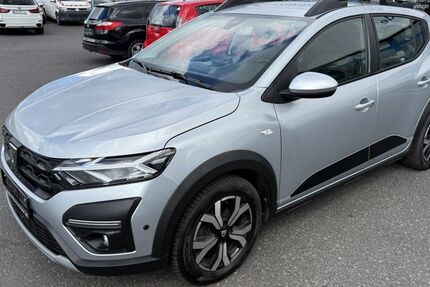 Dacia Sandero 60.000 km 12.220 € Vettelschoß 53560