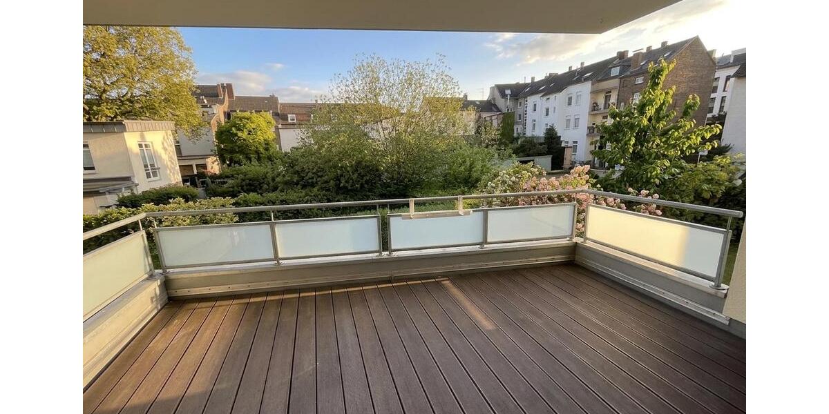 Etagenwohnung Siegburg - 3 Zimmer, 98 m&sup2;, 1.300&euro; | Angebot:26477678