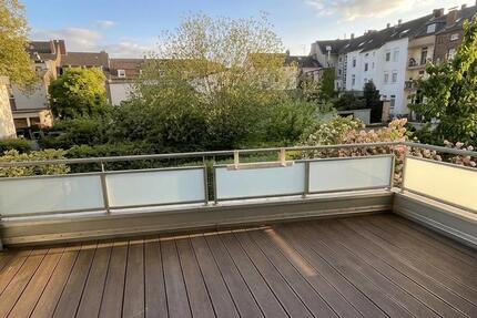 Wohnung Siegburg - 3 Zimmer, 98 m&sup2;, 1.300&euro; | Angebot:26477678
