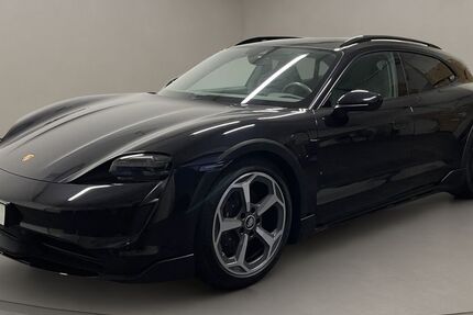 Porsche Taycan 23.865 km 83.800 € Köln 50823