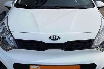Kia Rio 79.609 km 7.490 &euro; Sinzig 53489
