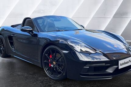 Porsche Boxster 3.053 km 89.900 € Köln-Riehl 50735
