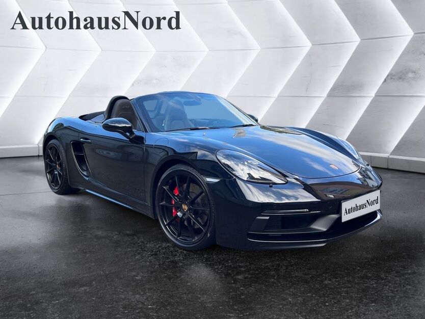 Porsche Boxster 3.053 km 89.900 € Köln-Riehl 50735