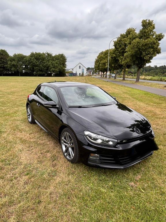 VW Scirocco 185.000 km 11.000 € Brühl 50321