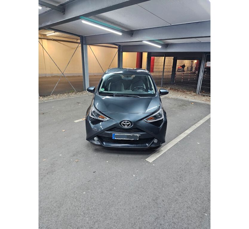 Aygo (X)