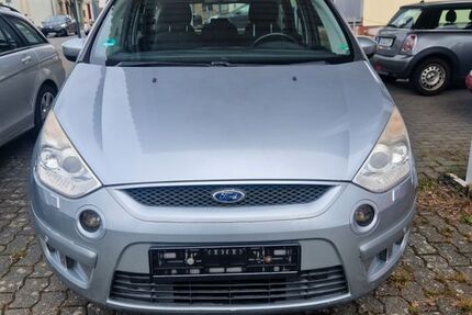 Ford S-Max 223.090 km 2.599 &euro; Bad Honnef 53604