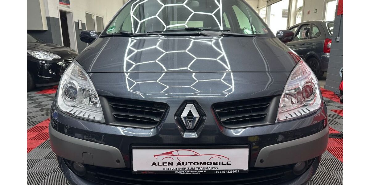 Renault Scenic 125.749 km 3.690 &euro; Köln 51109