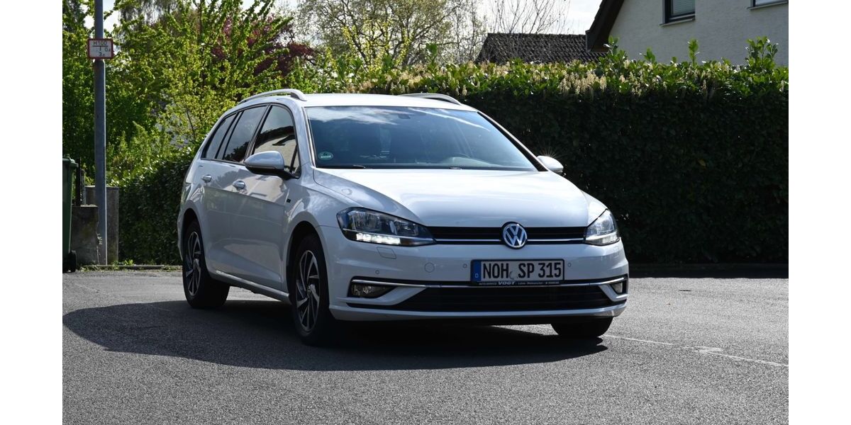 VW Golf 74.860 km 13.599 &euro; Unkel 53572