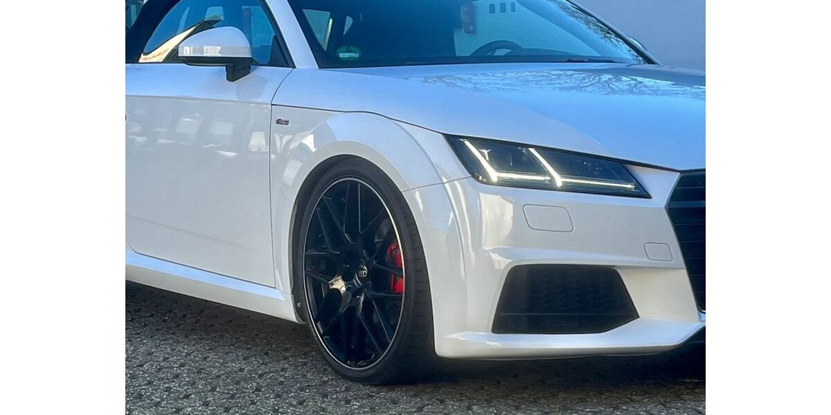 Audi TT 102.000 km 21.600 &euro; Hürth 50354