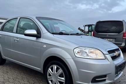 Chevrolet Aveo 129.000 km 1.988 &euro; Rheinbach 53359