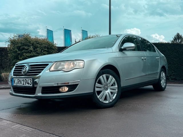 VW Passat 78.000 km 5.890 &euro; Köln 50939