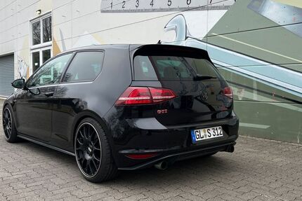 VW Golf 138.000 km 15.300 &euro; Asbach 53567