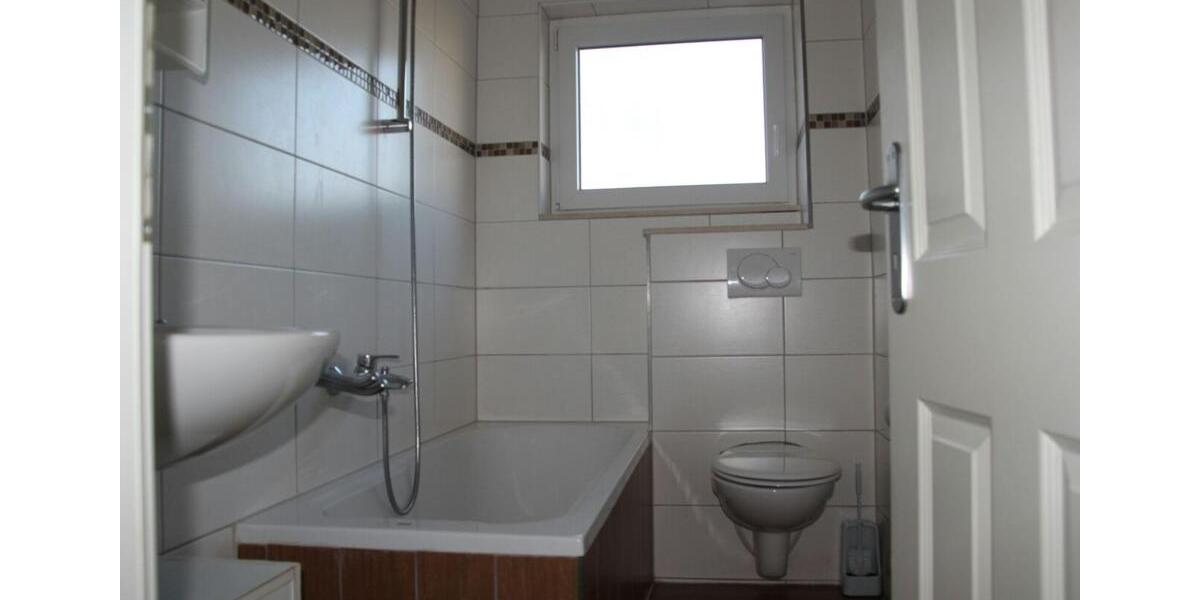 Etagenwohnung Bonn Friesdorf - 3 Zimmer, 85 m&sup2;, 1.150&euro; | Angebot:24653441