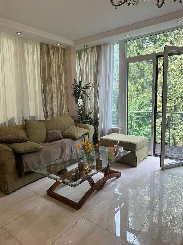 Haus zum Kaufen in Bergisch Gladbach 862.999 € 305 m²