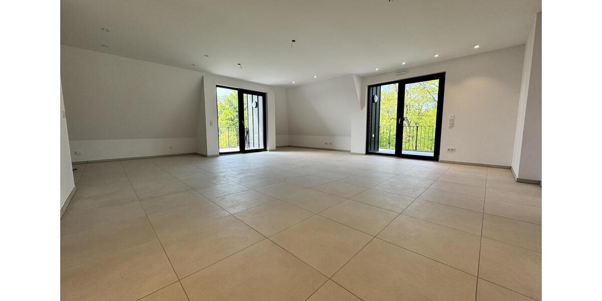 Einfamilienhaus Siegburg - 3 Zimmer, 119 m&sup2;, 1.980&euro; | Angebot:26384117