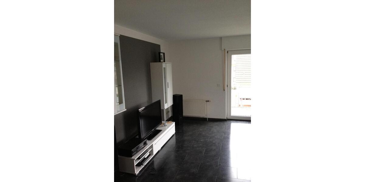 Dachgeschoßwohnung Niederkassel - 2 Zimmer, 56 m&sup2;, 820&euro; | Angebot:24674215