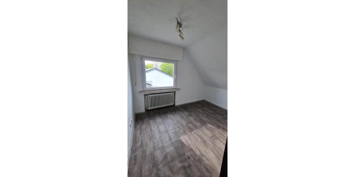 Etagenwohnung Troisdorf Bergheim - 3 Zimmer, 57 m&sup2;, 900&euro; | Angebot:26428320