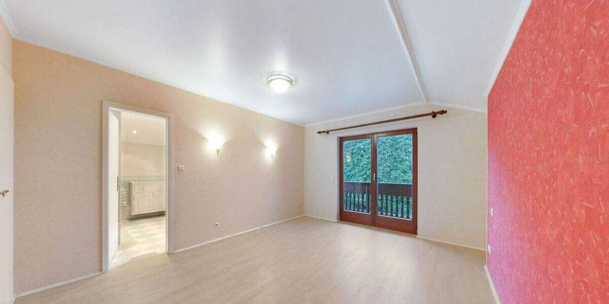 Einfamilienhaus Niederkassel Rheidt - 6 Zimmer, 252 m&sup2;, 863.000&euro; | Angebot:24763224