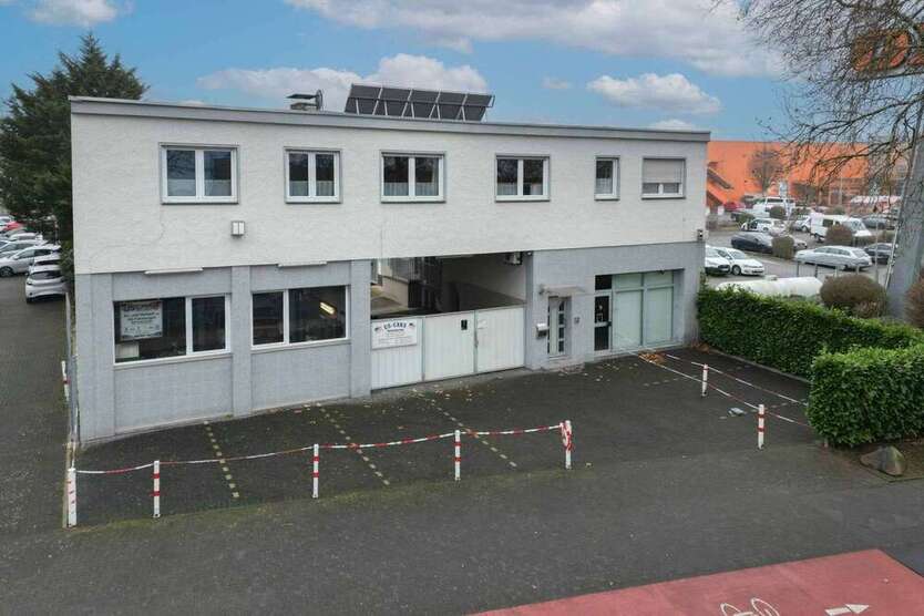 Halle in Bonn 965.000 € 645 m²
