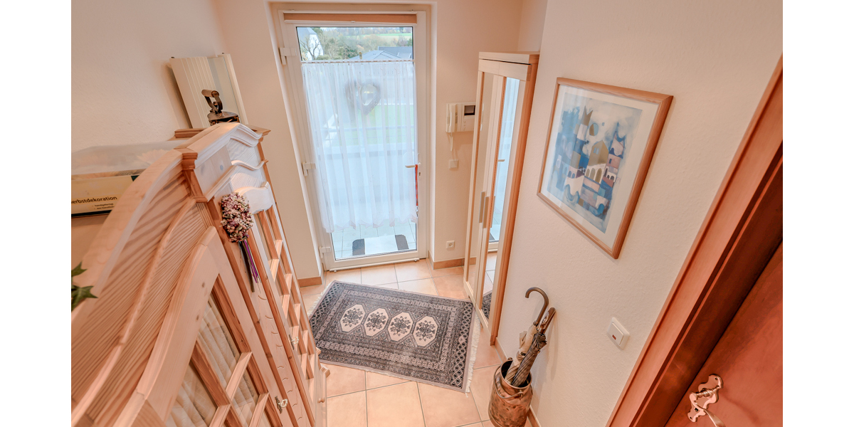 Eigentumswohnung (vermietet) im Post-Mattes-Eck inkl. Tiefgaragenstellplatz - Maisonettenwohnung Königswinter Oberpleis | Angebot:24657516