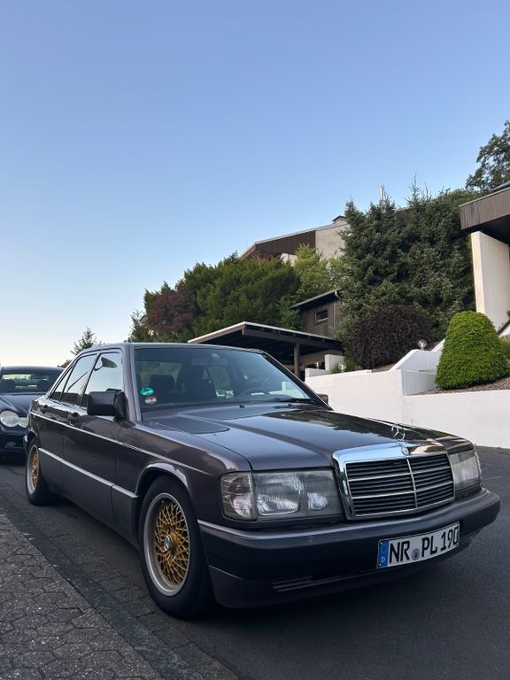 Mercedes-Benz 190 113.000 km 8.949 € Bad Hönningen 53557