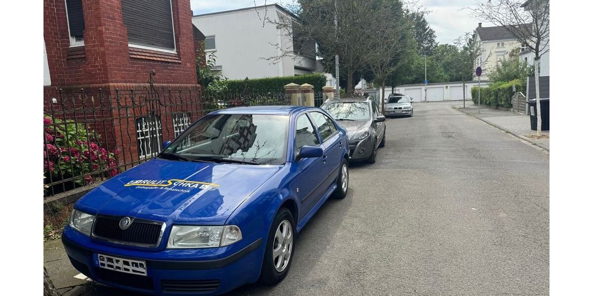 Skoda Octavia 450.348 km 900 &euro; Linz 53545