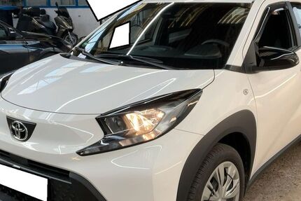 Toyota Aygo (X) 1.650 km 16.690 &euro; Oberwinter 53424