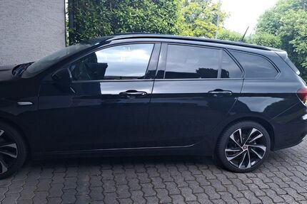 Fiat Tipo 49.899 km 13.500 &euro; Vettelschoß 53560