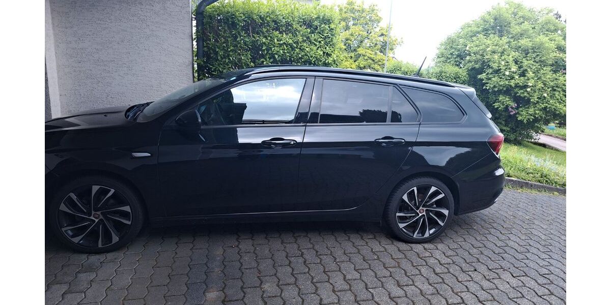 Fiat Tipo 49.899 km 13.500 &euro; Vettelschoß 53560