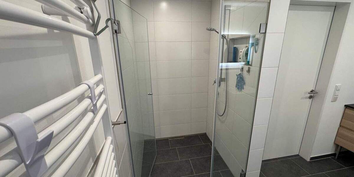 Etagenwohnung Troisdorf Spich - 2 Zimmer, 65 m&sup2;, 900&euro; | Angebot:24276944