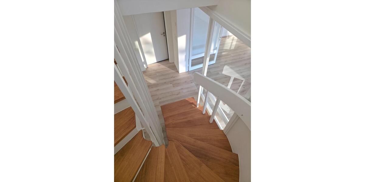 Reihenhaus Wachtberg - 6 Zimmer, 157 m&sup2;, 2.390&euro; | Angebot:25840044