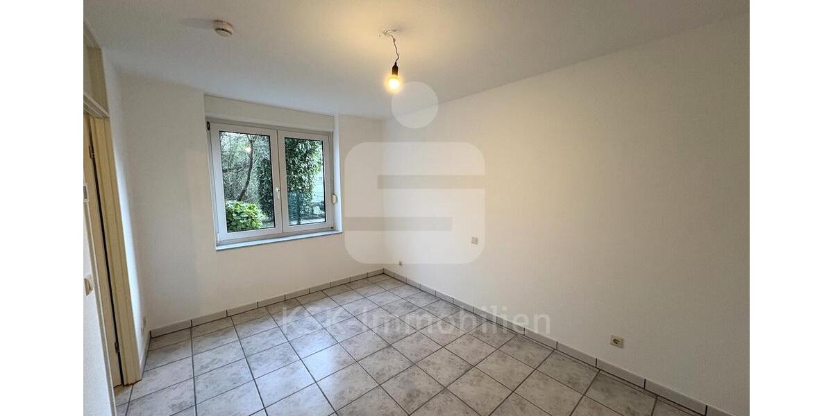 Etagenwohnung Bergisch Gladbach - 2 Zimmer, 61 m&sup2;, 810&euro; | Angebot:24721410