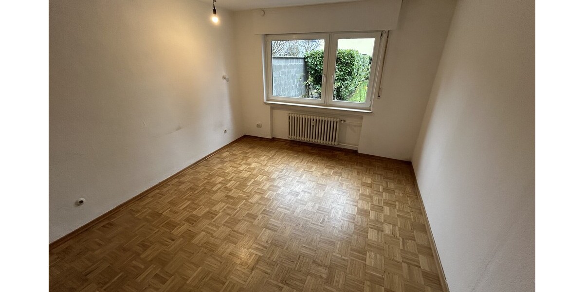 2 Wohnungen vermieten oder selbst einziehen? Beides ist sofort möglich! PROVISIONSFREI für Käufer. - Doppelhaushälfte Bonn Kessenich | Angebot:23760863