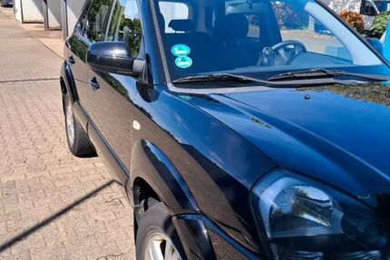 Hyundai TUCSON 125.000 km 4.299 € Bonn 53229