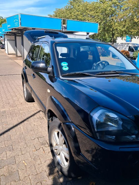 Hyundai TUCSON 125.000 km 4.299 € Bonn 53229