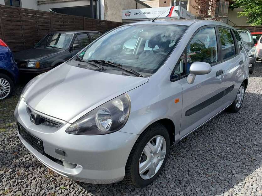 Honda Jazz 111.464 km 3.990 € Bonn 53175