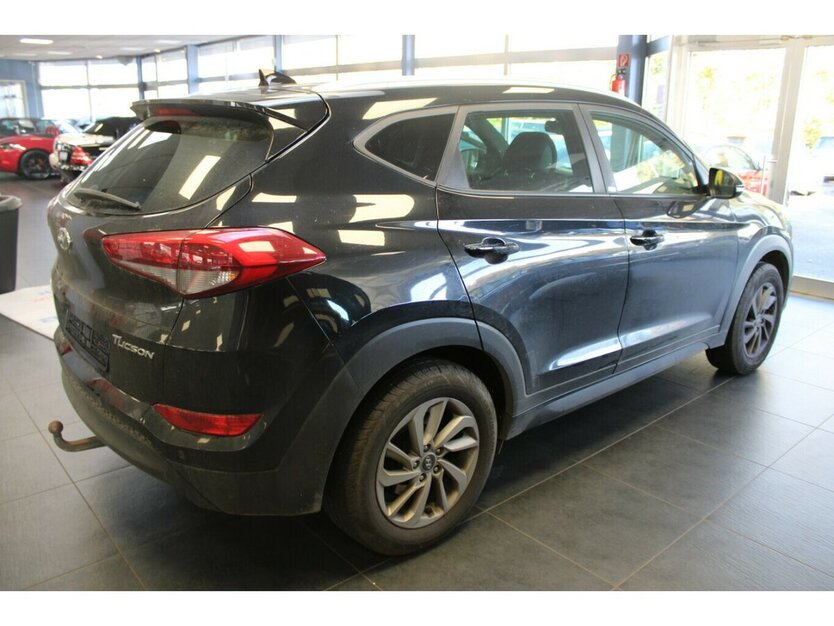 Hyundai Tucson blue 1.6 GDI 2WD Passion - AHK - 122.940 km 12.980 € Euskirchen 53881