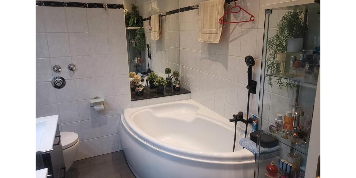 Etagenwohnung Köln Lindenthal - 3 Zimmer, 99 m&sup2;, 335.000&euro; | Angebot:27134345